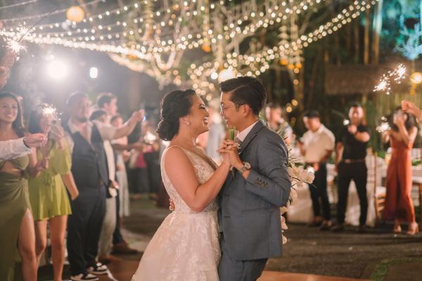 Royal Pita Maha Wedding Hannah & Ben